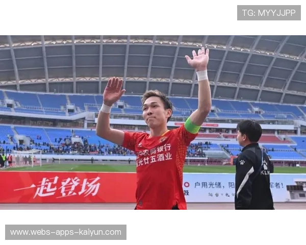 辽宁铁人邦本宜裕中场快速推进，打造全新进攻利器